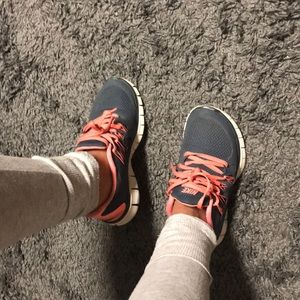 Grey and pink Nike Free Run size 6 price firm